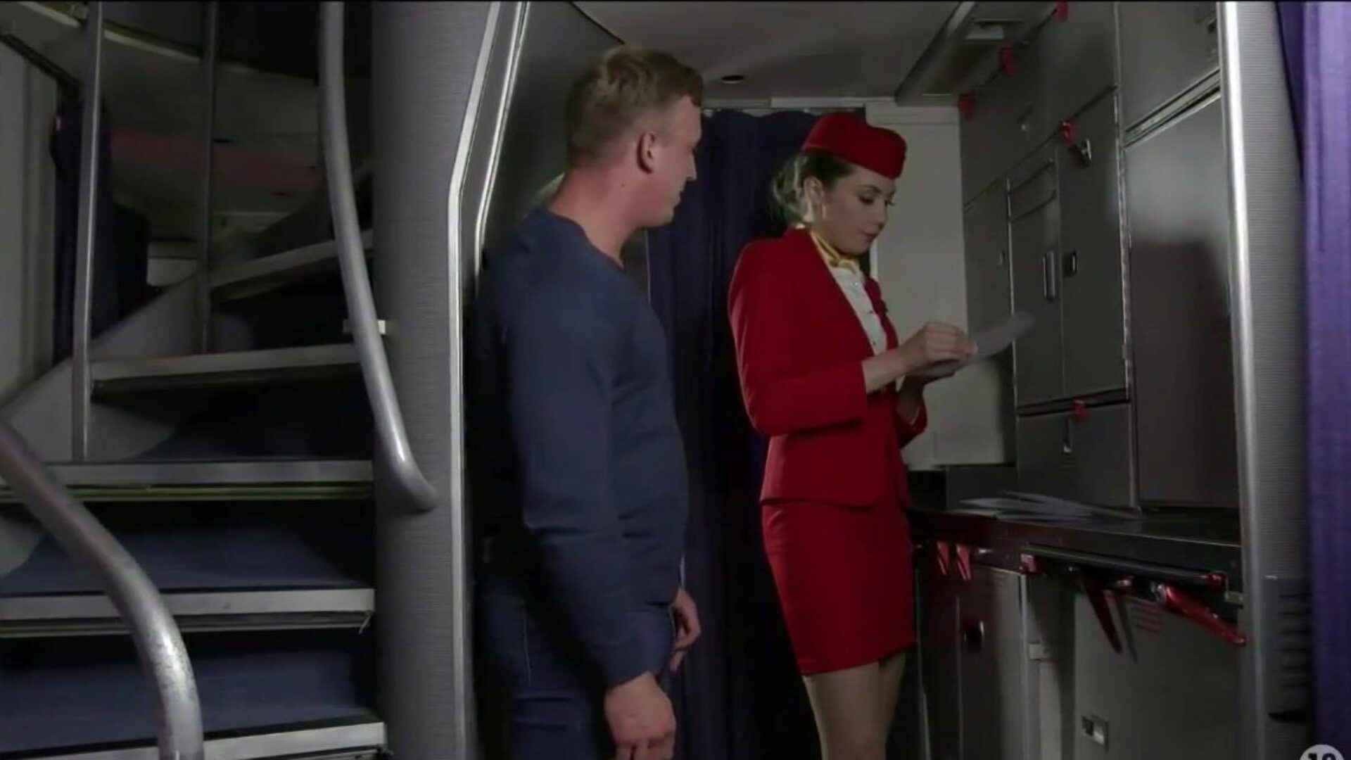 ciorapi din nylon noua stăpână din 2020, asistentă de zbor, ceasuri noi din 2020, ciorapi din nylon, stewardesă, însoțitoare de zbor, scena filmului sexual pe xhamster