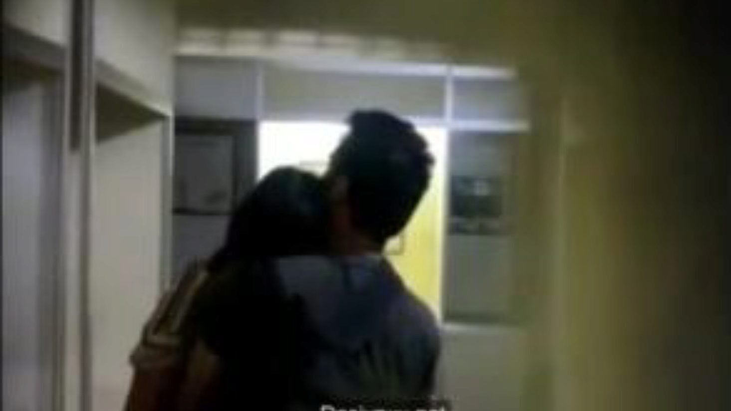 大学恋人在储藏室接吻，色情片7a：xhamster观看大学恋人在储藏室接吻的情节在xhamster上，这是上乘的好他妈的管网络资源，上面有大量免费的印度男人接吻和xxx大学色情电影场景