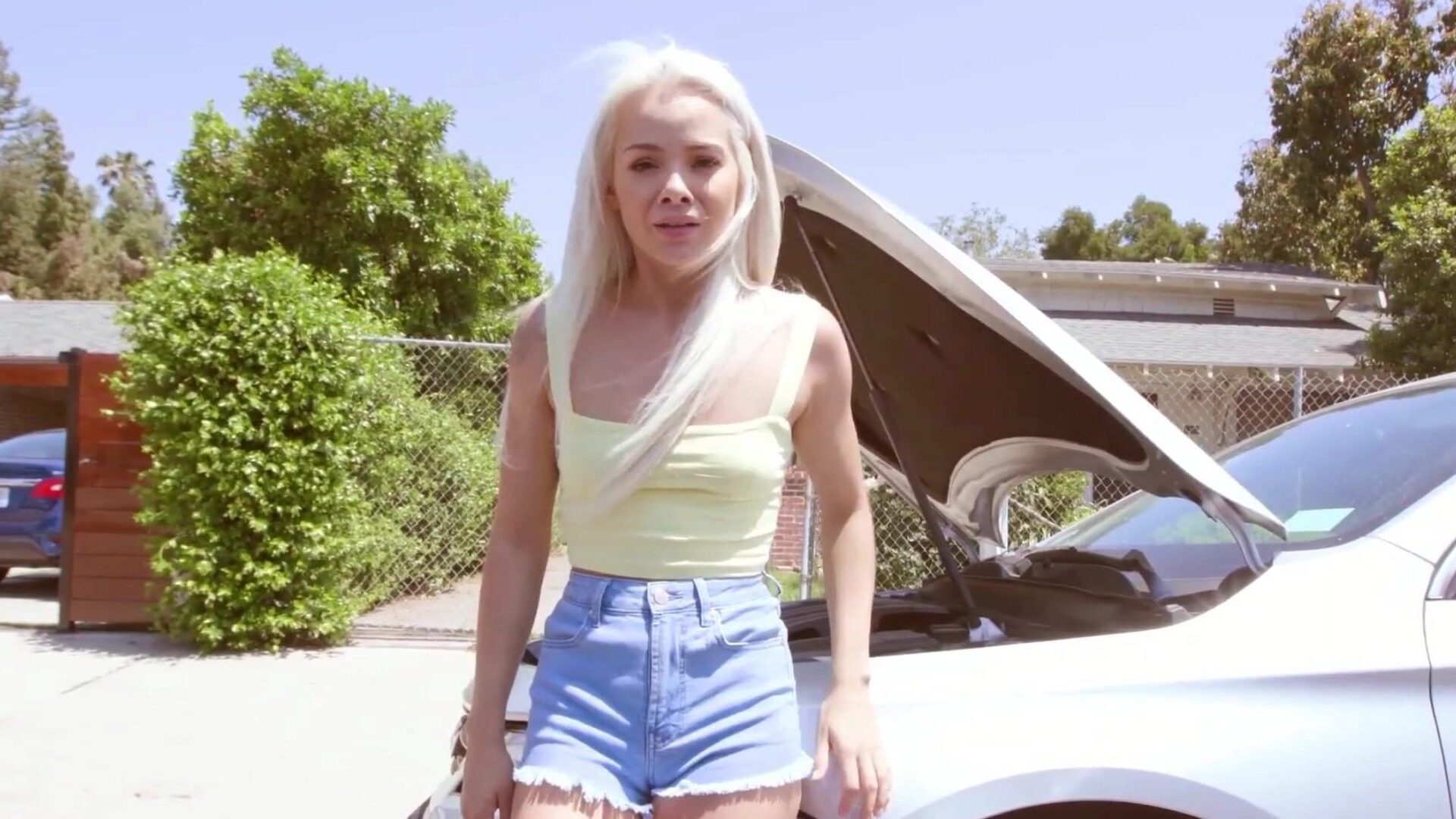 BrokenBabes - Elsa Jean's Car Problems Turn Into Hook Up With BBC Aug 28th 2021