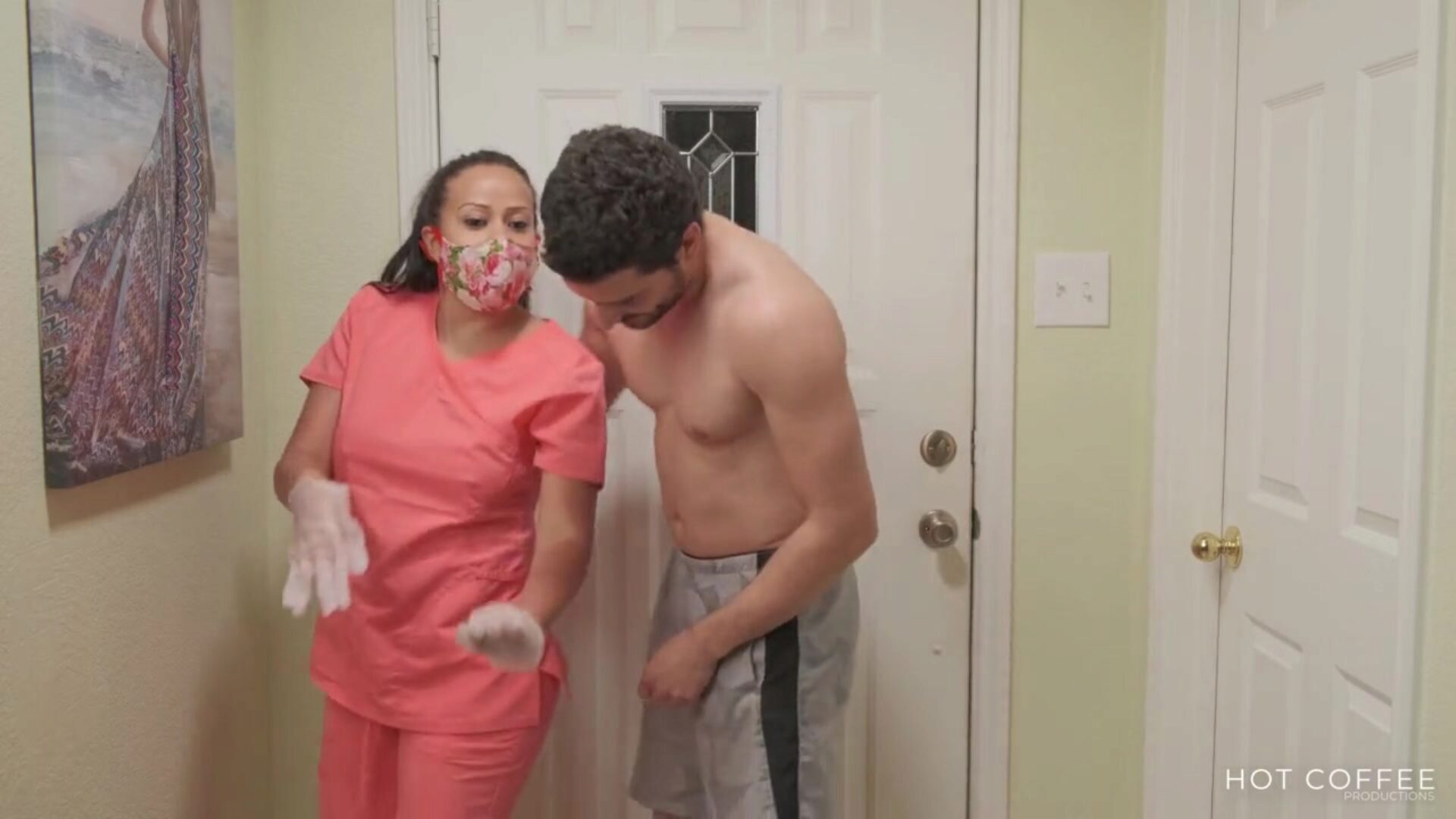 Latina nurse receives home to fine lovemaking after a lengthy shift