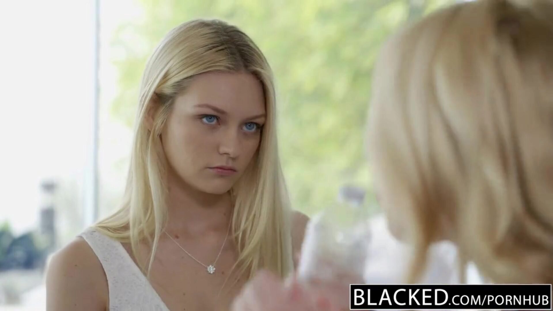 blacked blonde bedste venner cadence lux og alli rae deler en kæmpe bbc