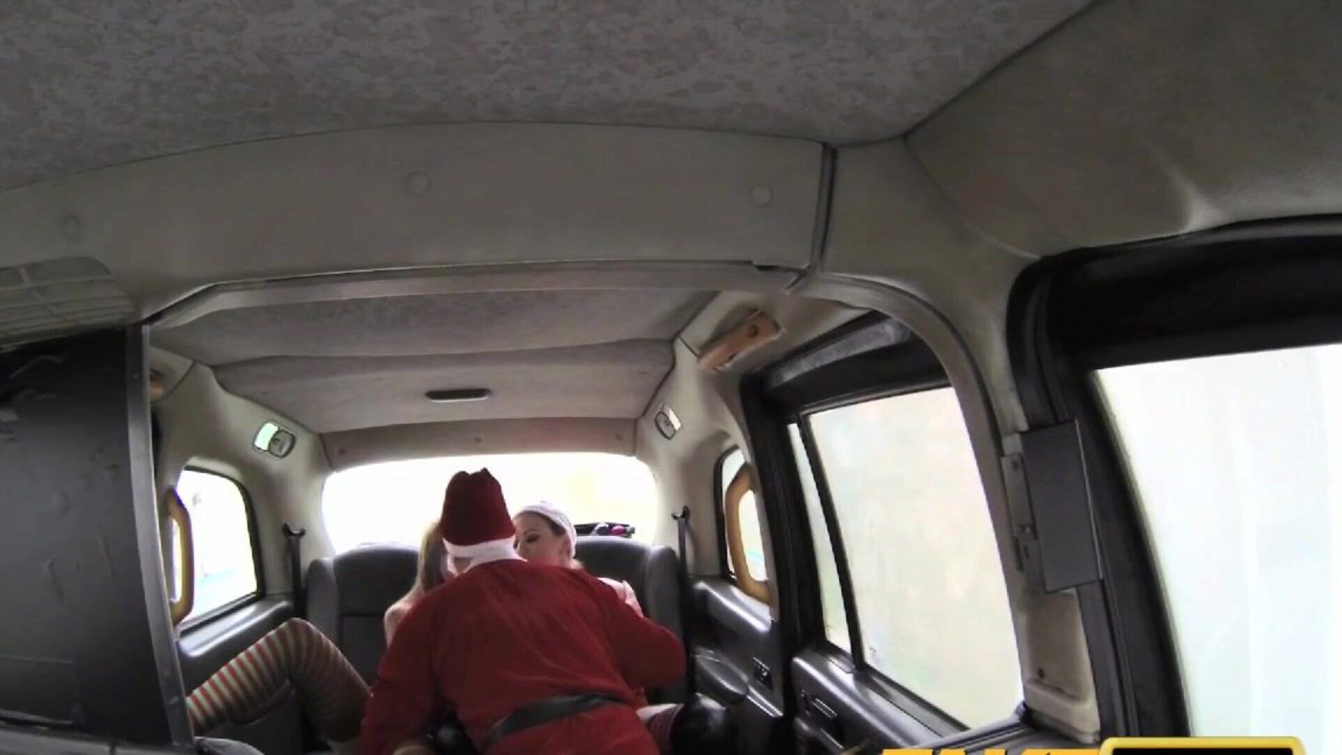 Santa 3some sahte taksi anal elfs