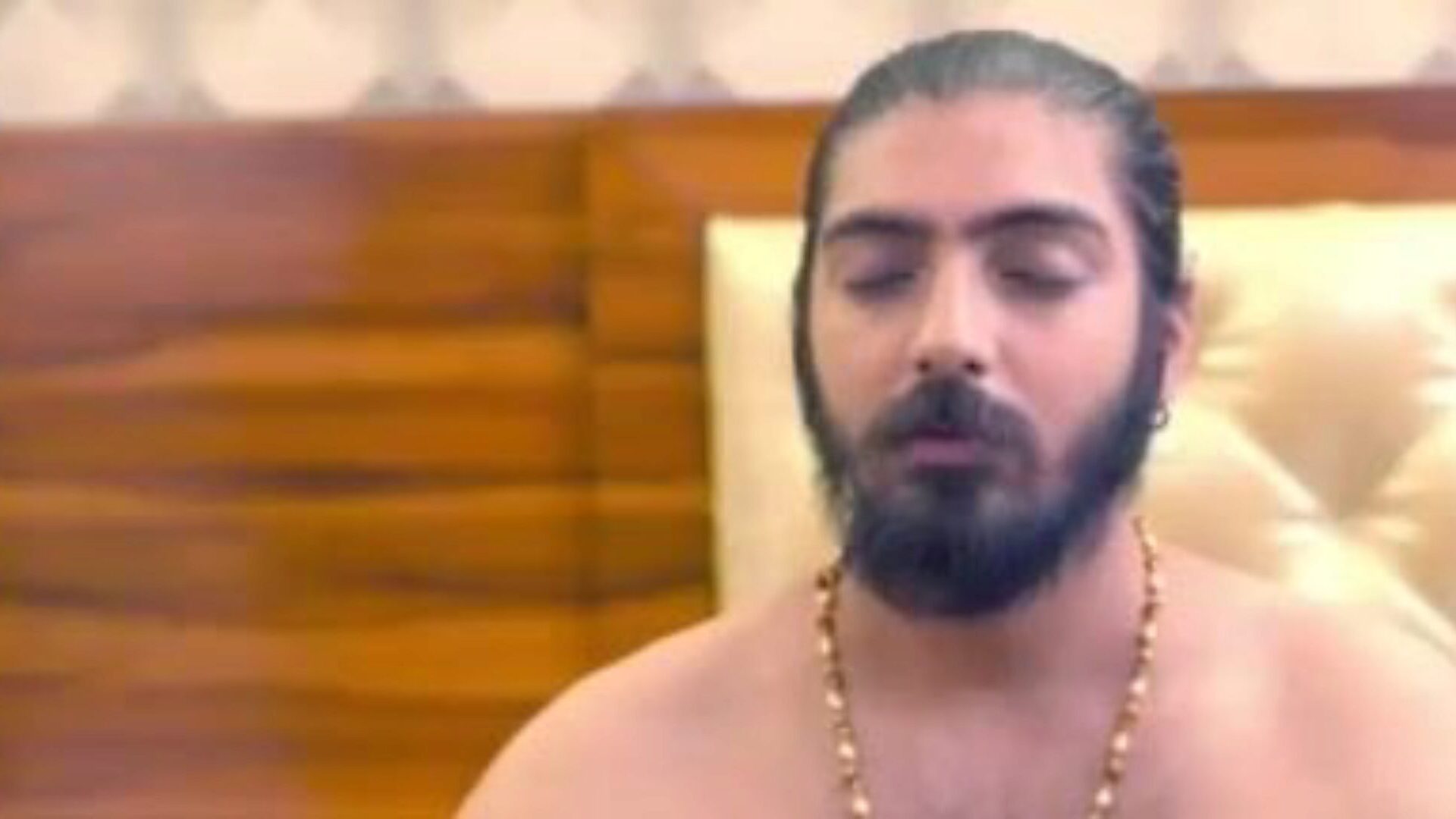 Husband and Swamiji Swap, Free Indian Porn e2: xHamster Watch Husband and Swamiji Swap video on xHamster, the huge fuck-a-thon tube site with tons of free-for-all Indian Softcore & Wife Sex porn movies